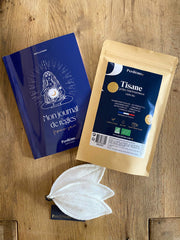 kit cycle harmonieux avec une tisane bio des pétales interlabiaux et un journal de règles 